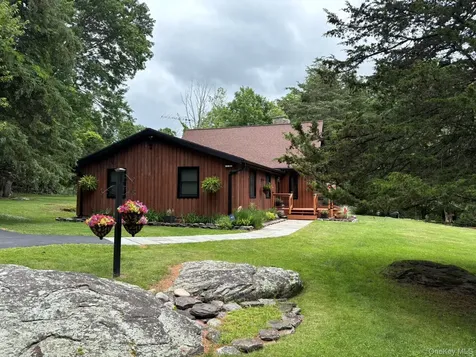 92 Twinshaven Road Napanoch NY 12458