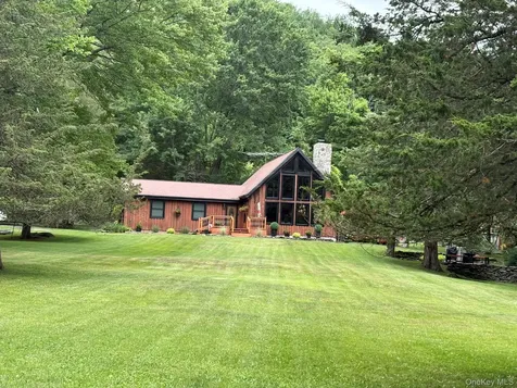 92 Twinshaven Road Napanoch NY 12458