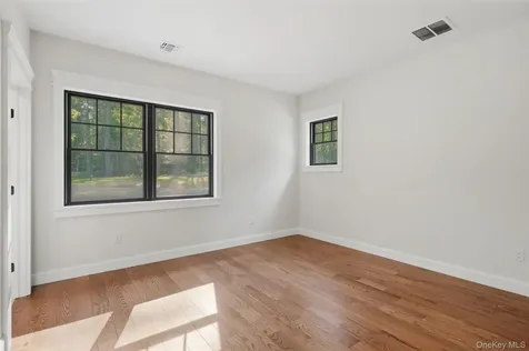 300 Van Tuyl Road Barryville NY 12719