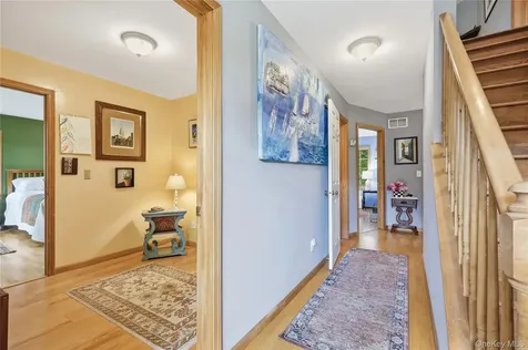 15 Meadow Drive Red Hook NY 12571