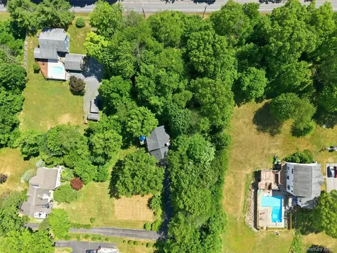 15 Meadow Drive Red Hook NY 12571