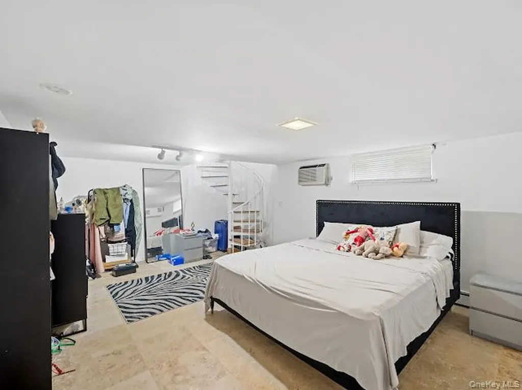 2664 Miles Avenue Bronx NY 10465