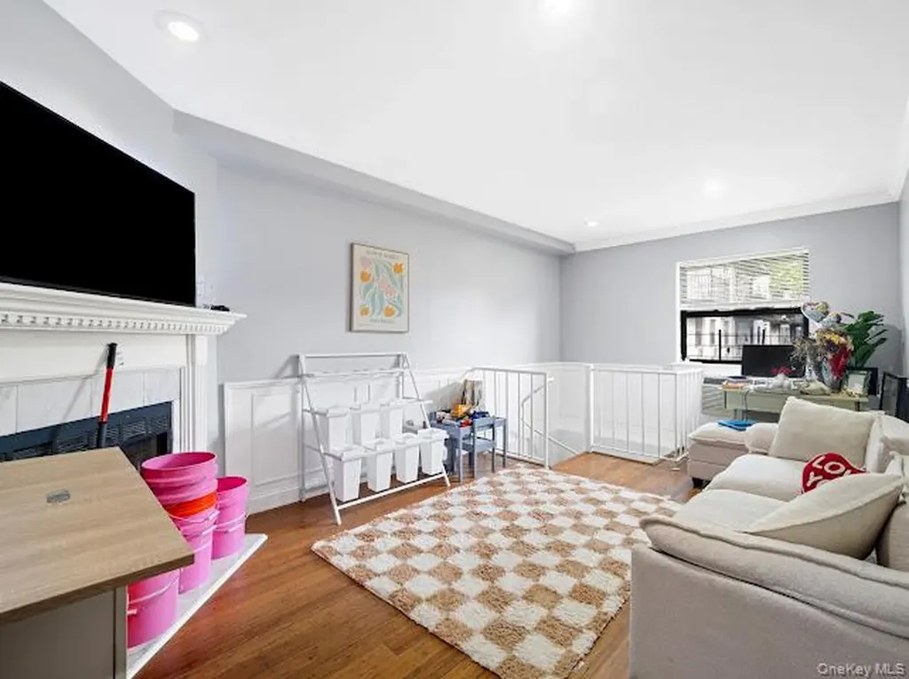 2664 Miles Avenue Bronx NY 10465