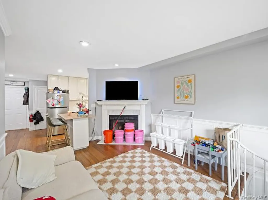 2664 Miles Avenue Bronx NY 10465