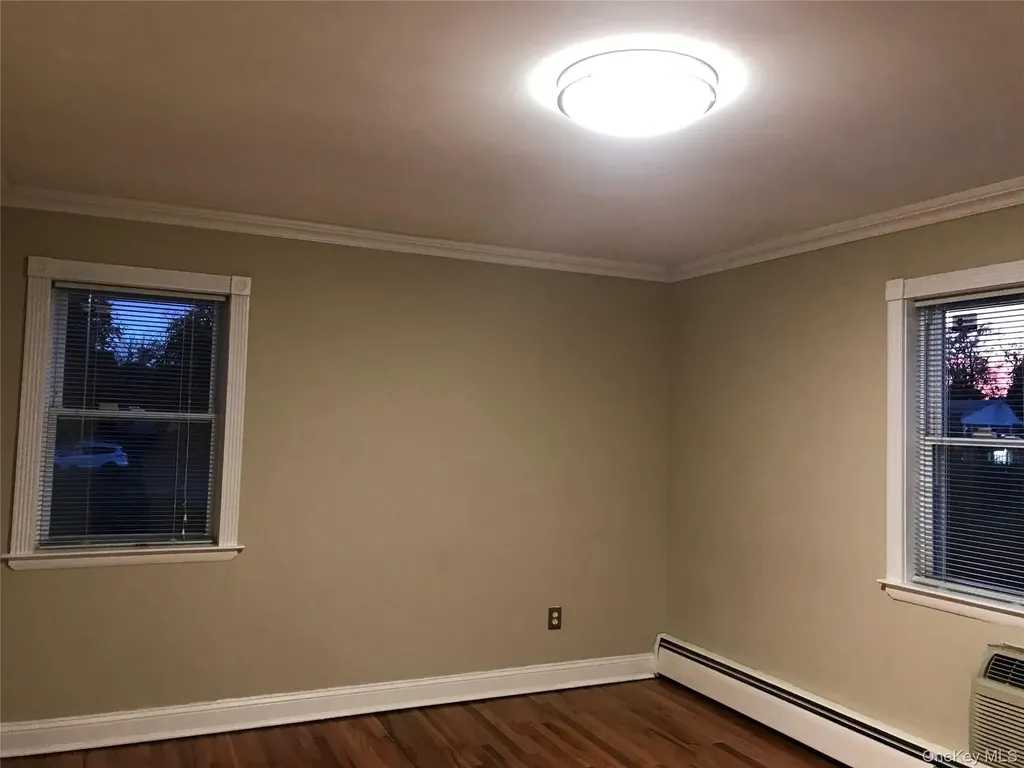 233 N Middletown Road Pearl River NY 10965