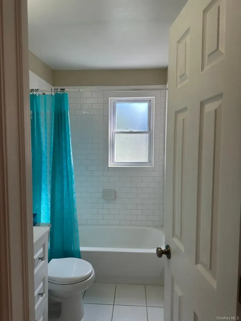 233 N Middletown Road Pearl River NY 10965