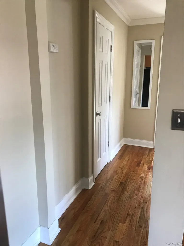 233 N Middletown Road Pearl River NY 10965