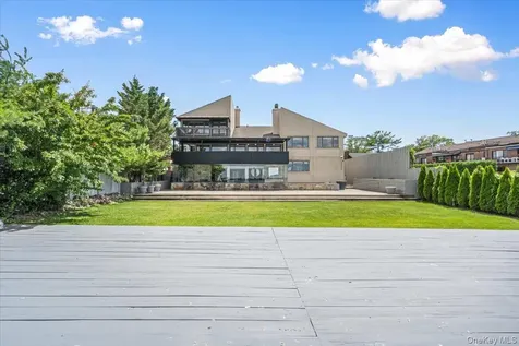 15443 Riverside Drive Whitestone NY 11357