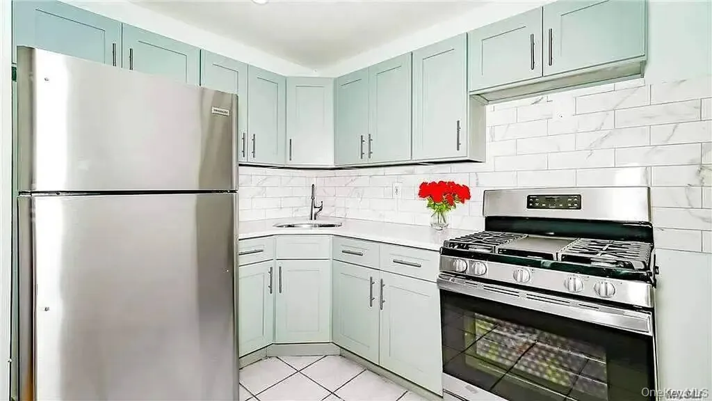 16425 109th Jamaica NY 11433