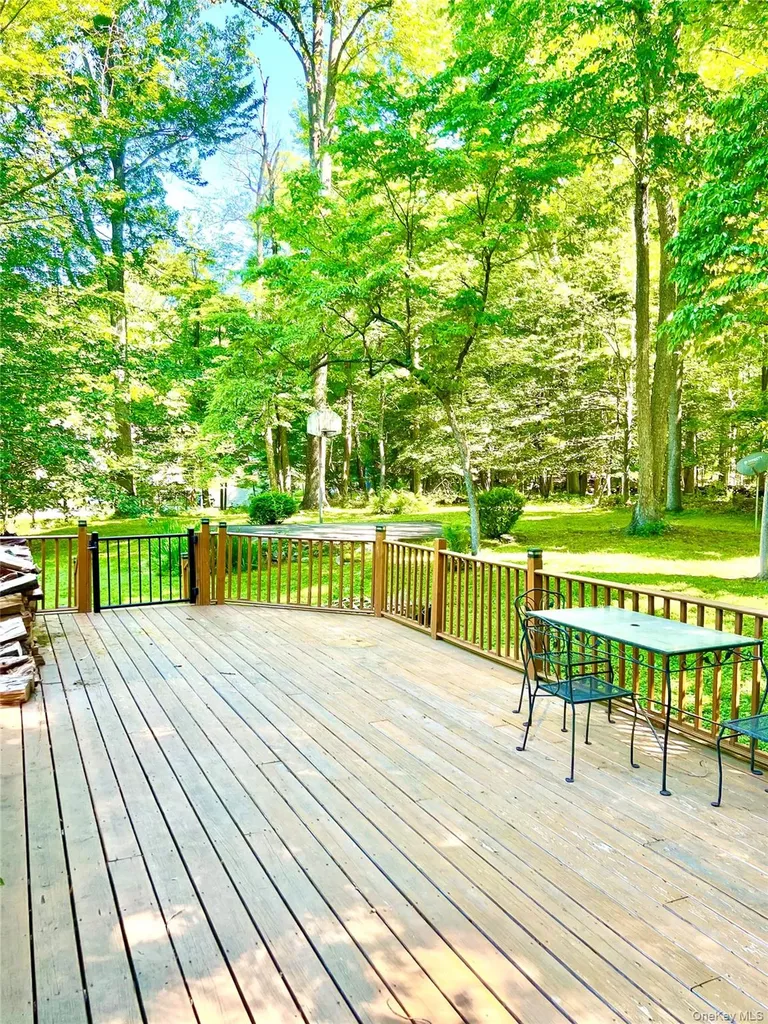 9 Stewart Road South Salem NY 10590