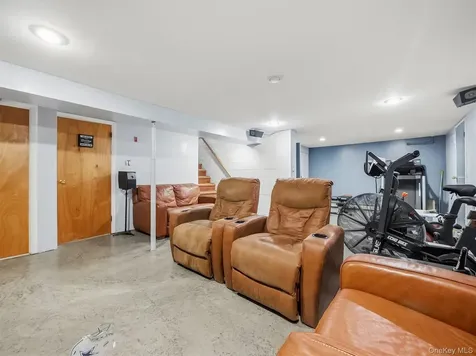 2 Hempstead Lane Spring Valley NY 10977