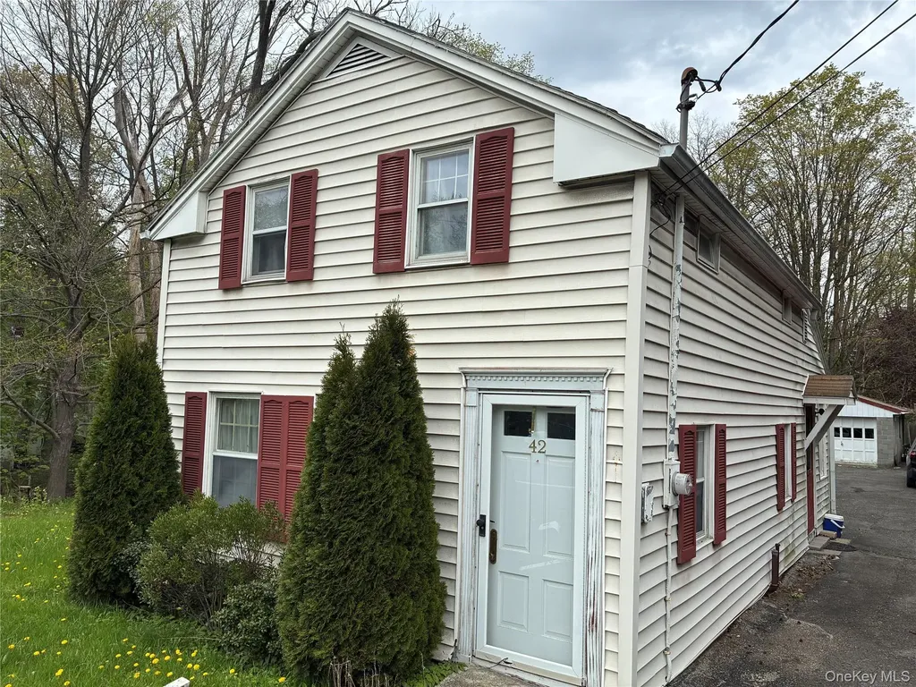 42 State Route 9h Hudson NY 12534