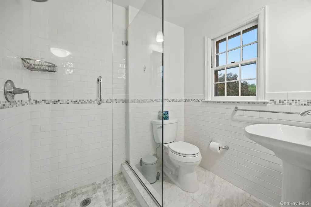 98 Brookby Road Scarsdale NY 10583