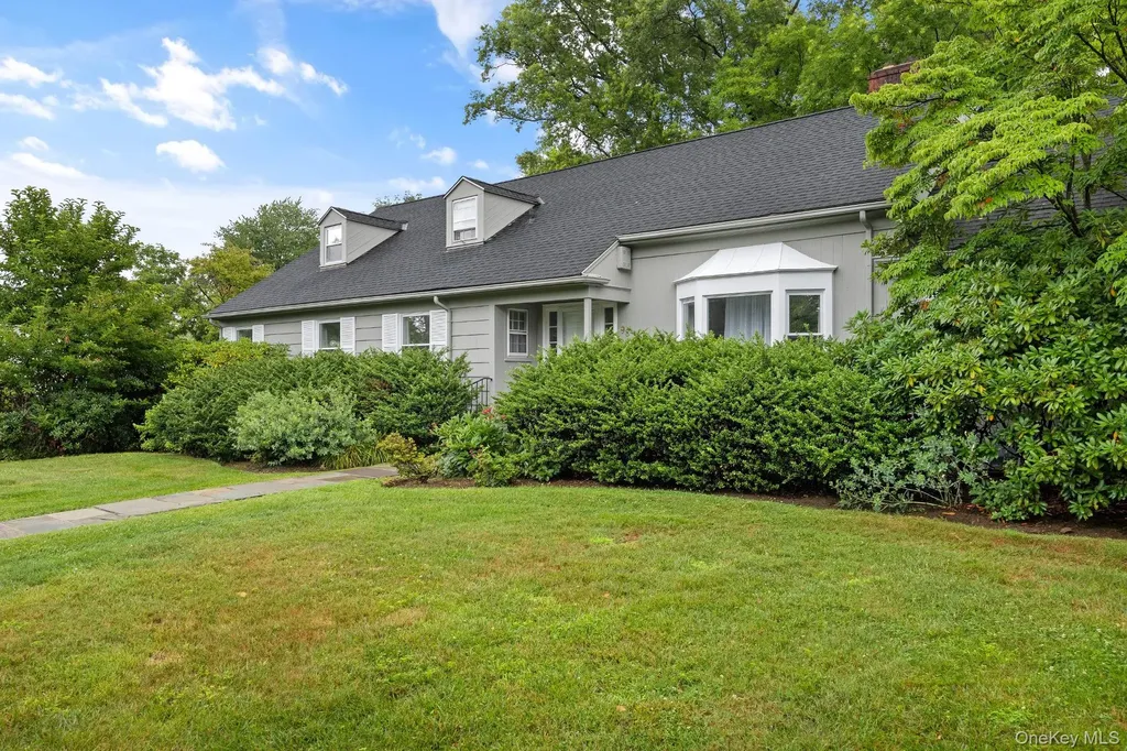 98 Brookby Road Scarsdale NY 10583