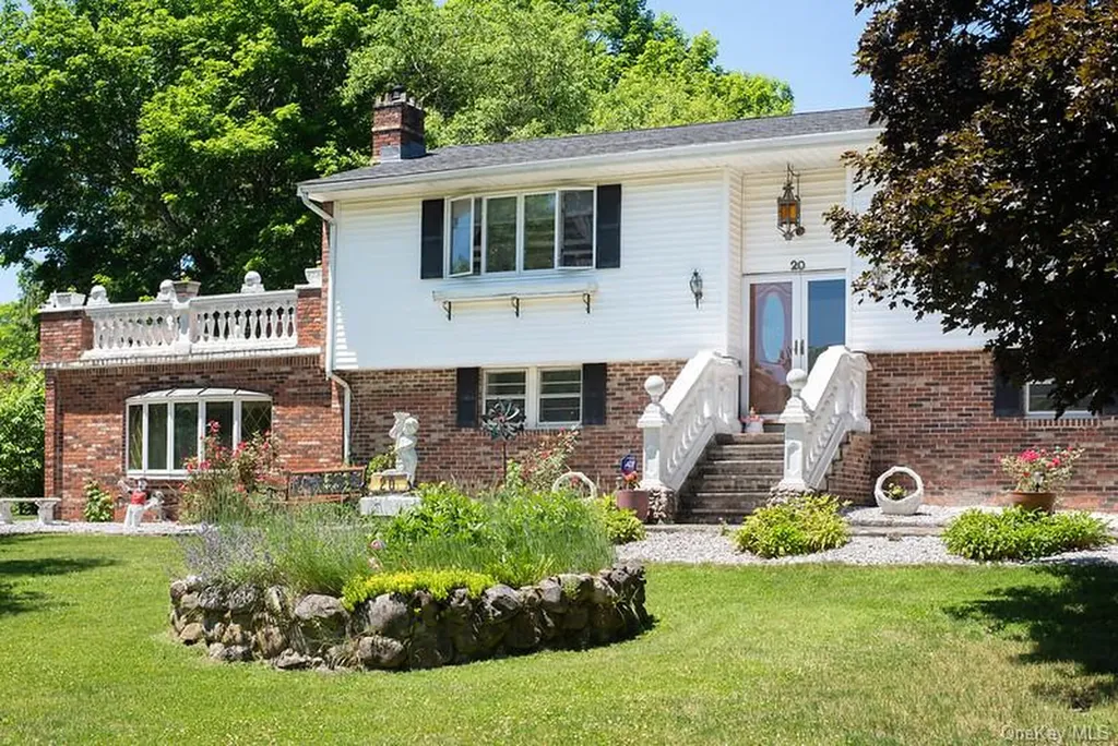 20 Craig Lane Dover Plains NY 12522