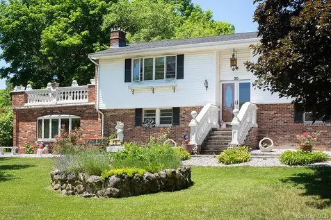 20 Craig Lane Dover Plains NY 12522