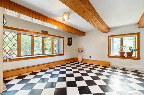 20 Craig Lane Dover Plains NY 12522