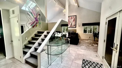 9 Plume Grass Way Westhampton NY 11977