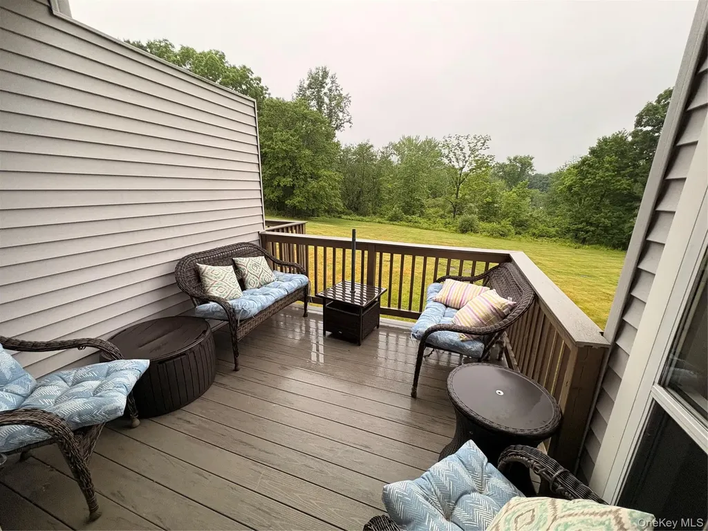 103 Woods Brooke Drive Mahopac NY 10541
