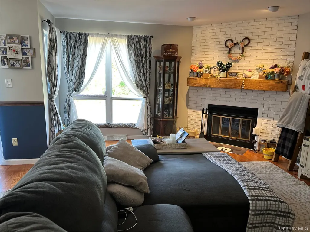 103 Woods Brooke Drive Mahopac NY 10541