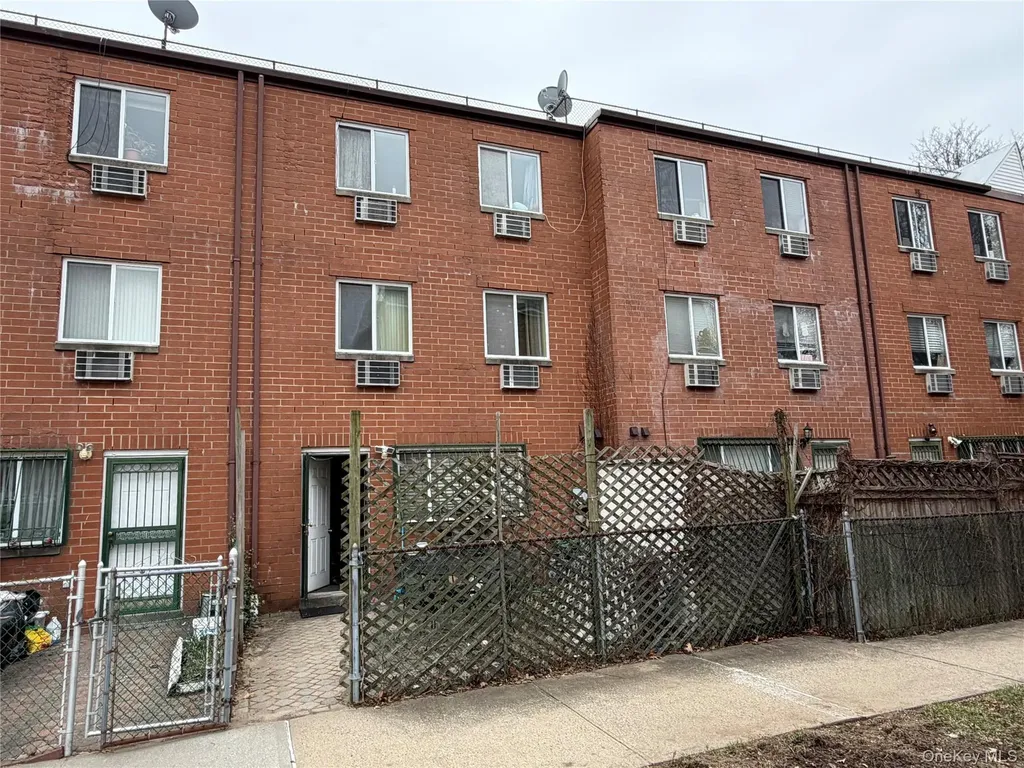 1305 34th Avenue Astoria NY 11106
