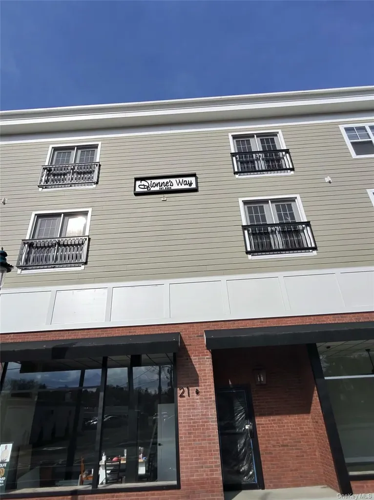 21 N William Street Pearl River NY 10965