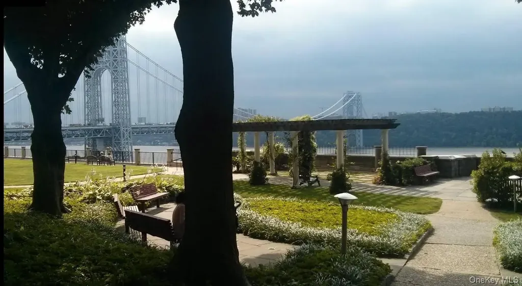 120 Cabrini New York (manhattan) NY 10033