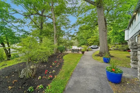 422 Carrollwood Drive Tarrytown NY 10591