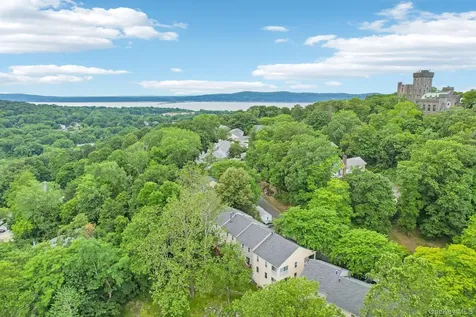 422 Carrollwood Drive Tarrytown NY 10591