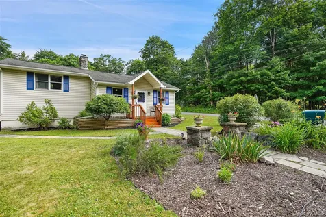 9 Starview Avenue Putnam Valley NY 10579