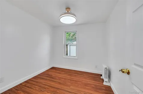 100-33 205th Street Hollis NY 11423