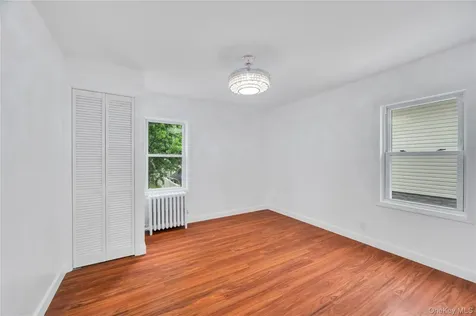 100-33 205th Street Hollis NY 11423