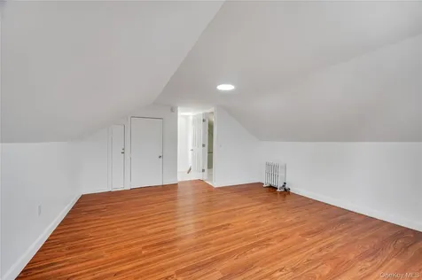 100-33 205th Street Hollis NY 11423