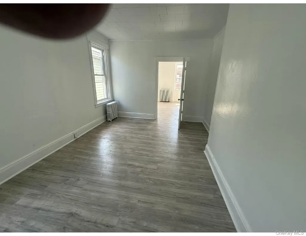 72-37 66th Street Glendale NY 11385