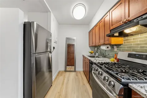 9 Bryant Crescent White Plains NY 10605
