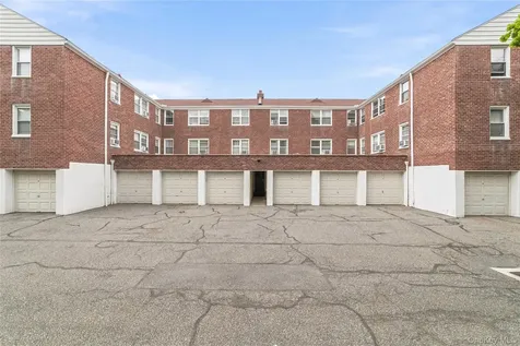 9 Bryant Crescent White Plains NY 10605