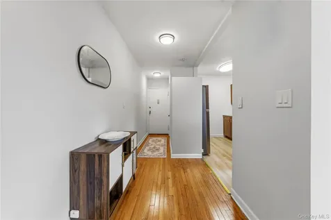 9 Bryant Crescent White Plains NY 10605