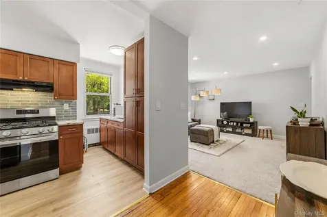 9 Bryant Crescent White Plains NY 10605