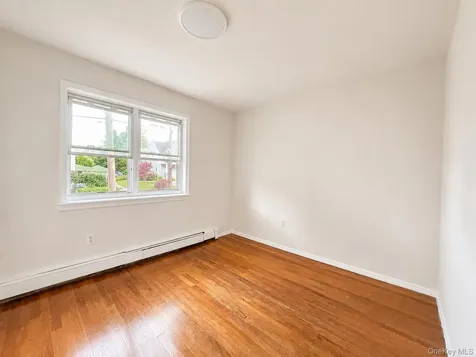 2 Arbor Place Glen Cove NY 11542