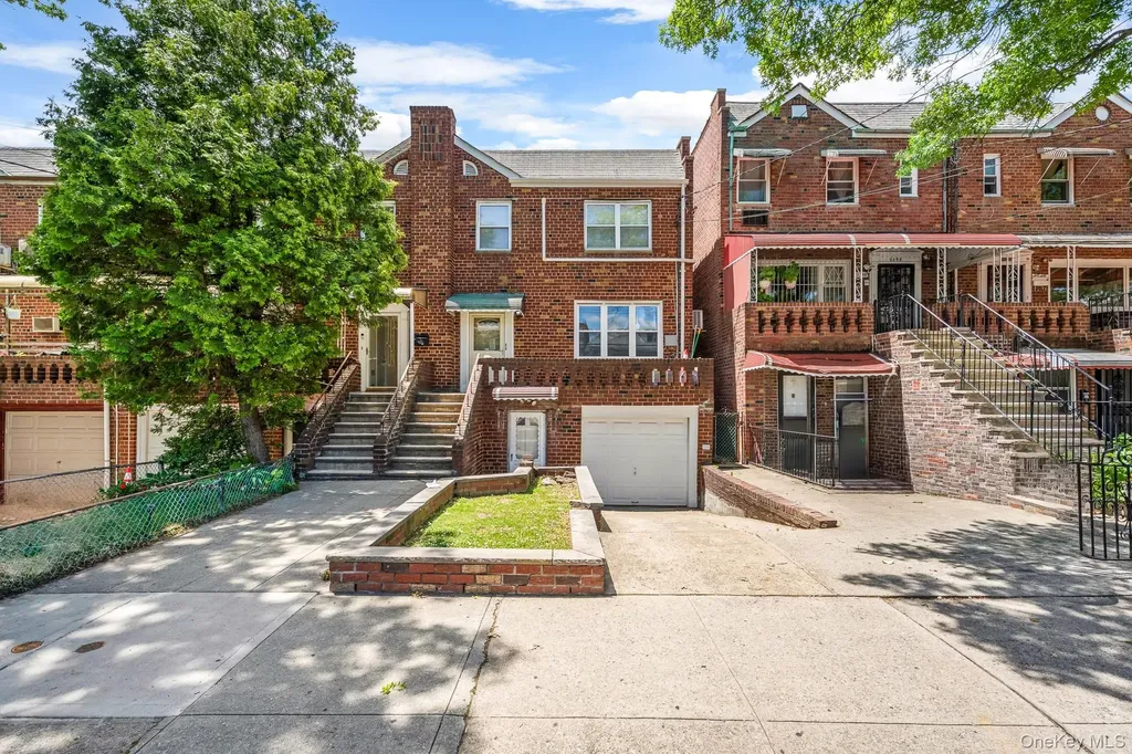 2550 E 11th Street Brooklyn NY 11235