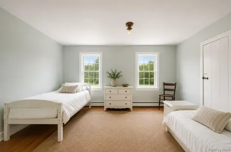 148 N Creek Road Staatsburg NY 12580
