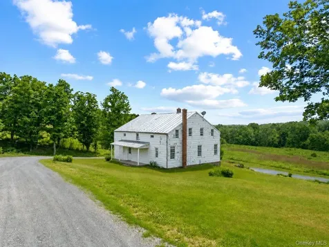 148 N Creek Road Staatsburg NY 12580