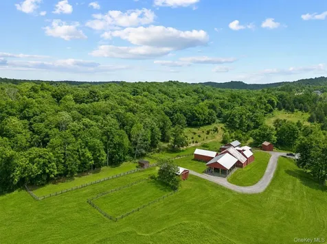 148 N Creek Road Staatsburg NY 12580