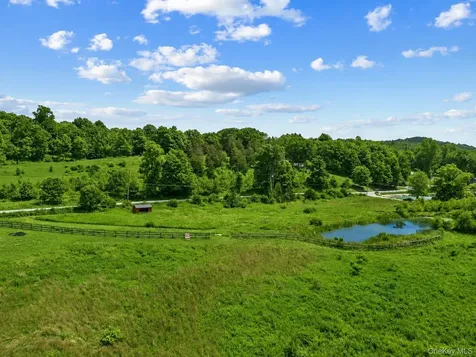 148 N Creek Road Staatsburg NY 12580