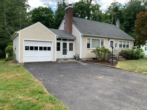 10 Wood Avenue Cold Spring NY 10516