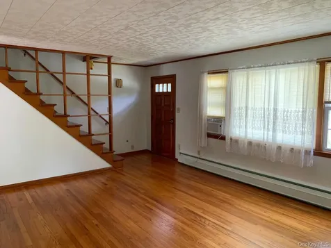 10 Wood Avenue Cold Spring NY 10516