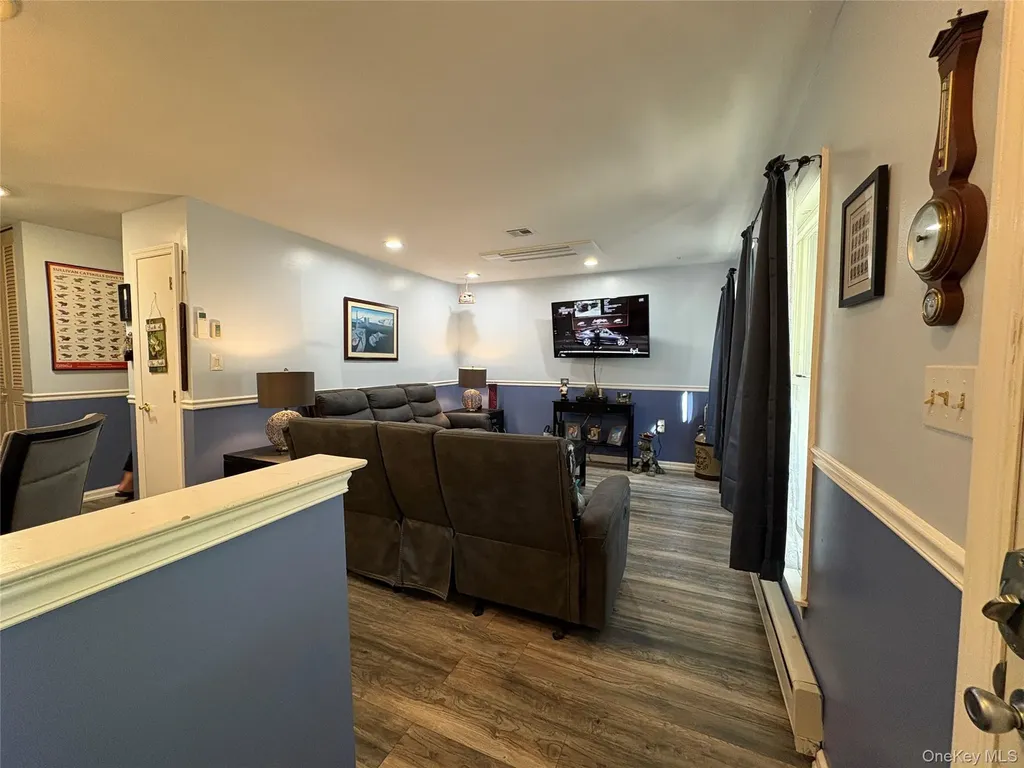 152B Laurance Lane Ridge NY 11961