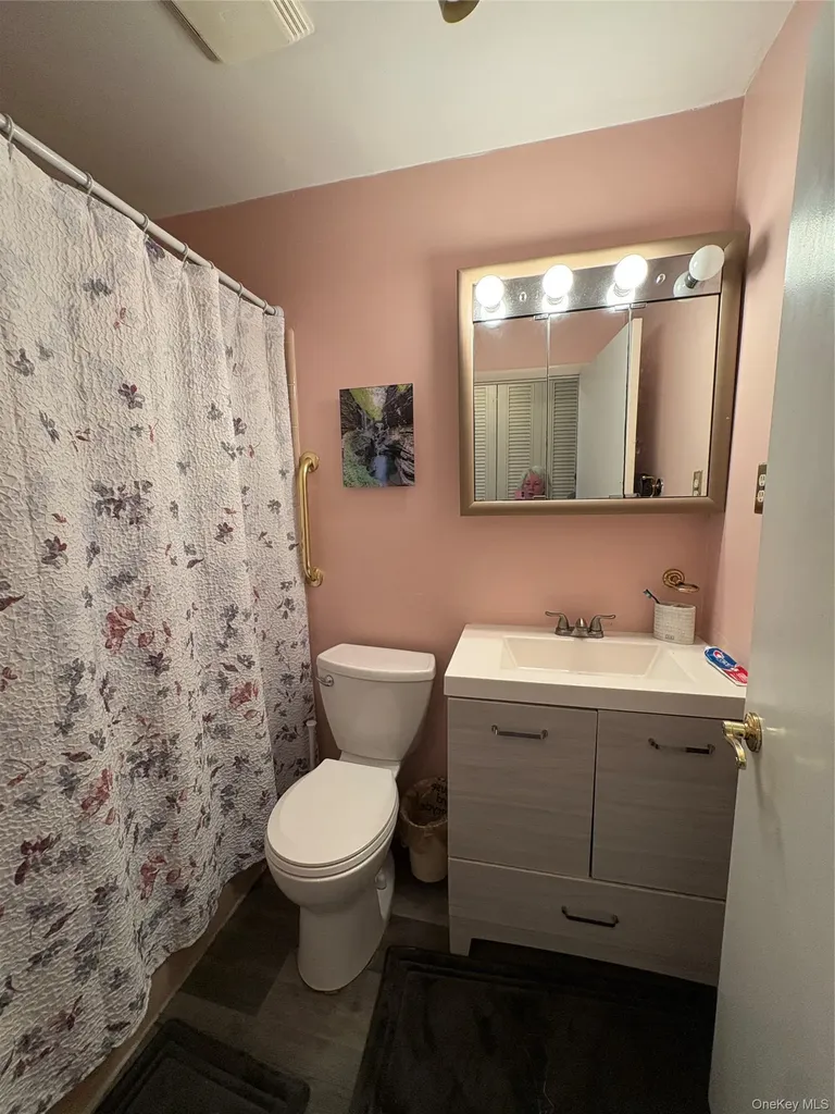 152B Laurance Lane Ridge NY 11961