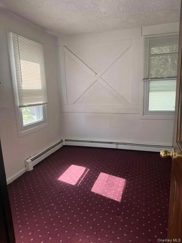 23 Landscape Drive Wheatley Heights NY 11798