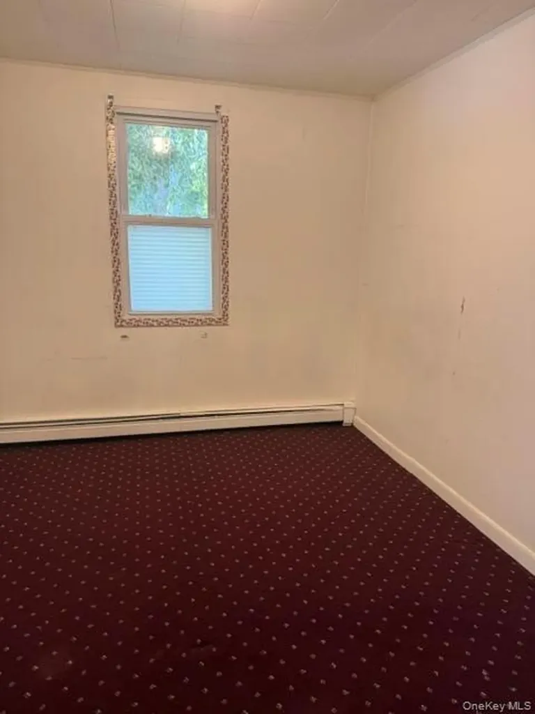 23 Landscape Drive Wheatley Heights NY 11798